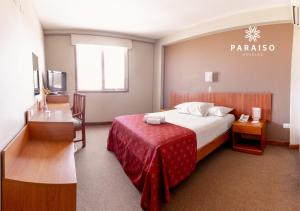 Postel nebo postele na pokoji v ubytování Hoteles Paraiso TRUJILLO + 34 fotografií