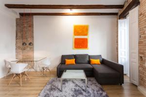 Posedenie v ubytovaní Baron Suites Reina