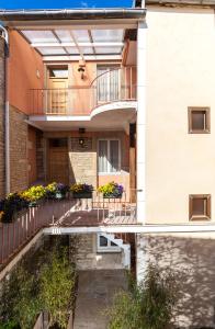 Balkón nebo terasa v ubytování Hotel De La Cloche