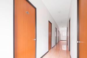 Fotografie z fotogalerie ubytování SUPER OYO 866 Idola Residence v destinaci Jakarta