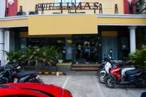 Fotografie z fotogalerie ubytování Super OYO Collection O 92690 Hotel Limas v destinaci Palembang