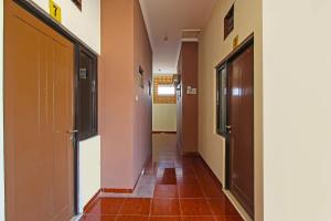 Fotografie z fotogalerie ubytování Super OYO 92437 Wahidin Guesthouse v destinaci Pekalongan