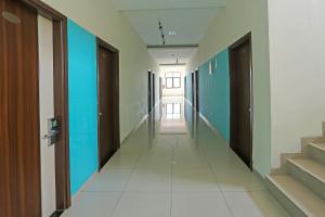 Mynd úr myndasafni af SUPER OYO Collection O 92130 Hotel Fiducia Kaji í Jakarta