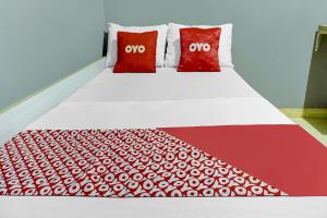 Fotografie z fotogalerie ubytování OYO Life 91205 Rindang Guesthouse Syariah v destinaci Karawang