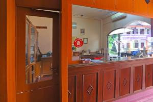 Fotografie z fotogalerie ubytování Super OYO 3978 Hotel Danau Indah v destinaci Bekasi