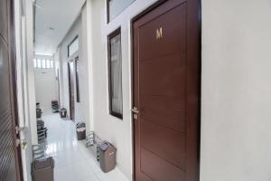 Φωτογραφία από το άλμπουμ του OYO 3253 Sofia Residence σε Telukjambe