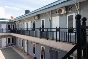 Gallery image of SPOT ON 2063 Bethania Residence in Kupang
