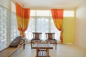 Posezení v ubytování OYO 3252 Lansano Residence Syariah