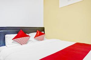 Posteľ alebo postele v izbe v ubytovaní Super OYO 90692 Point Hostel
