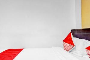 Posteľ alebo postele v izbe v ubytovaní Super OYO 90692 Point Hostel