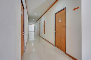 Fotografie z fotogalerie ubytování Collection O 90724 Hotel Sinar Sidoarjo v destinaci Sidoarjo