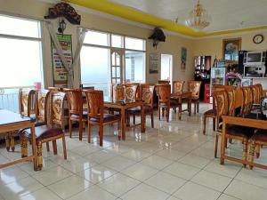 Restaurace v ubytování OYO Life 3020 Penginapan Citra Rasa