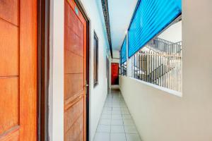 Fotografie z fotogalerie ubytování Super OYO 3878 Graha Hsc Syariah v destinaci Depok