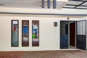 Fotografie z fotogalerie ubytování Super OYO 3878 Graha Hsc Syariah v destinaci Depok