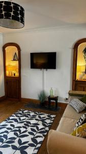 Ảnh trong thư viện ảnh của 2 Bed Townhouse with Log Burner ở Pembroke Dock +44 ảnh