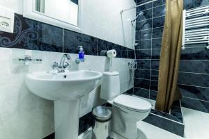 Bagno di HOTEL GUGLUX &WINE CELLAR