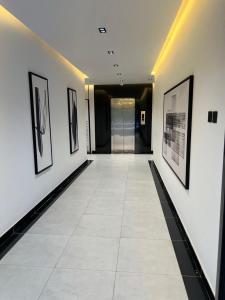 Gambar di galeri bagi Private Studio Smart Entry Hotel System di Riyadh
