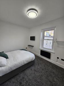 Postel nebo postele na pokoji v ubytování Central Hotel Edinburgh