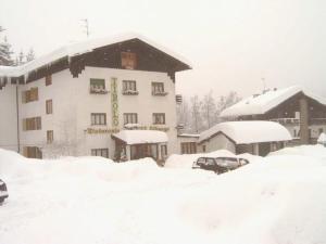 Albergo Tirolo v zimě