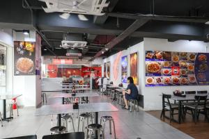 Restaurace v ubytování 5mins to Sunway Pyramid #Subang SS15 Cozy Studio Menara Rajawali