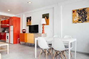 Η κουζίνα ή μικρή κουζίνα στο Apartamento Atlantis-Yumbo