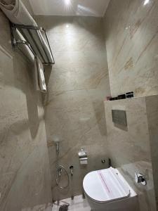 Divine Hotel的一间浴室