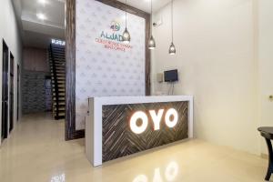 Сертификат, награда, вывеска или другой документ, выставленный в Hotel O Aljadid Near Masjid Raya Al Mashun Sm Raja Medan +17 фотографий