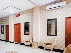 Posezení v ubytování Hotel O Sean'S Residence Mansyur Near Universitas Sumatra Utara USU