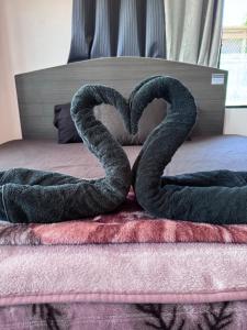 Postel nebo postele na pokoji v ubytování Whole 3BR Home, Yours Alone