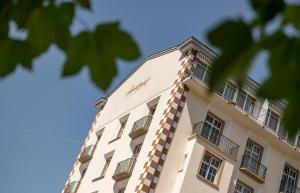 Zgradba, v kateri se nahaja hotel