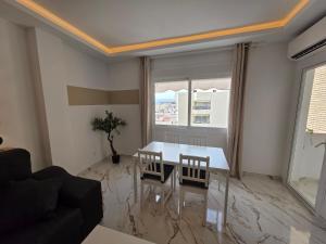 Et opholdsområde på Sunny Beach Apartment Marbella
