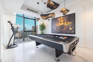 Image showcasing Luxe 6BR Penthouse with Burj View & Private Cinema, Dubai (updated ...