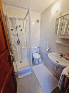 Kúpeľňa v ubytovaní Haus Rätikon