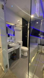 Koupelna v ubytování Hotel Vevo Puchong Malaysia