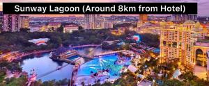 Bazén v ubytování Hotel Vevo Puchong Malaysia nebo v jeho okolí