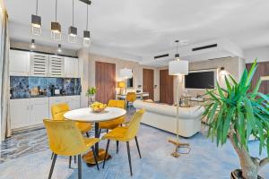 Kuchyň nebo kuchyňský kout v ubytování Hotel Diament Plaza Katowice