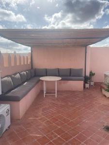 Maison confortable avec vue sur Oujda - 70 m²_222的休息区