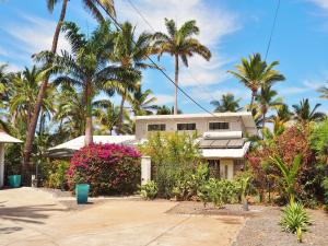 Κήπος έξω από το Villa Sable d Or