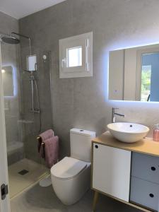 BUNGALOW 26的一间浴室