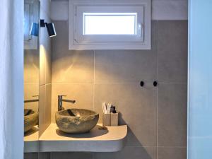 Gallery image of Lefkes Blissful Home in Lefkes +3 photos