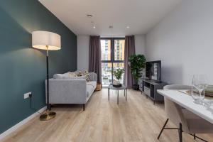Χώρος καθιστικού στο Cable Street Serviced Apartments