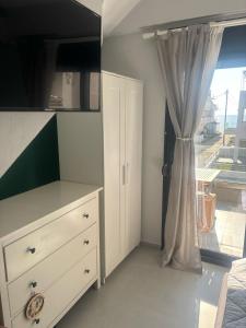 Η κουζίνα ή μικρή κουζίνα στο Artemis Maisonette B4 +12 φωτογραφίες