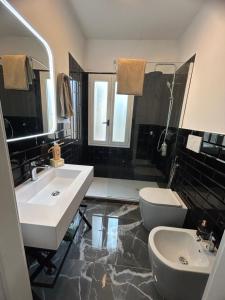 Koupelna v ubytování REALE B&b EMPOLI + 12 fotografií