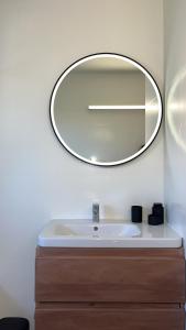 Imagen de la galería de Appartement ' Little Lounge London', en Geel 6 fotos más