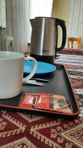 Příslušenství pro přípravu čaje a kávy v ubytování Papoyan Guest House + 23 fotografií