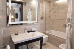 Bagno di Starhotels Michelangelo Rome