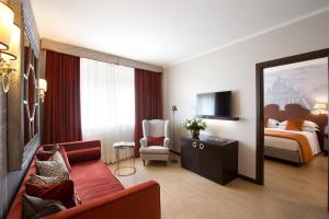 TV o dispositivi per l'intrattenimento presso Starhotels Michelangelo Rome