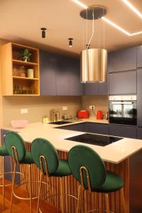 Kuchyň nebo kuchyňský kout v ubytování Suites Do Carmo + 12 fotografií