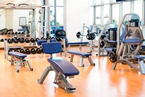 
The fitness center and/or fitness facilities at Ibis Abu Dhabi Gate

