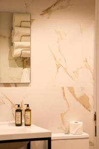 Koupelna v ubytování Suites Do Carmo